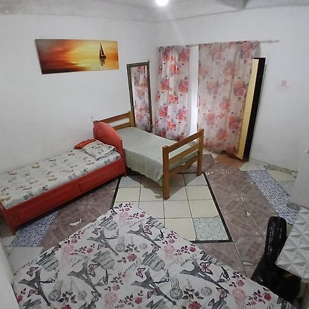 Hostel Teacher Elpidio Belém Exteriör bild